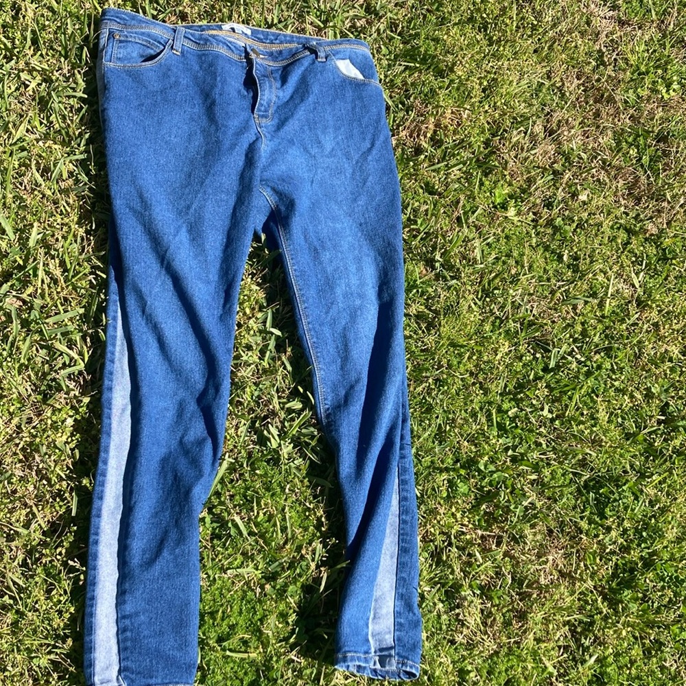 Super cute big  girls ob•sess two toned jeans, slim fit.